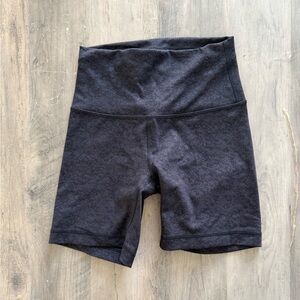 Lululemon Wunder Train High-Rise Short 6"